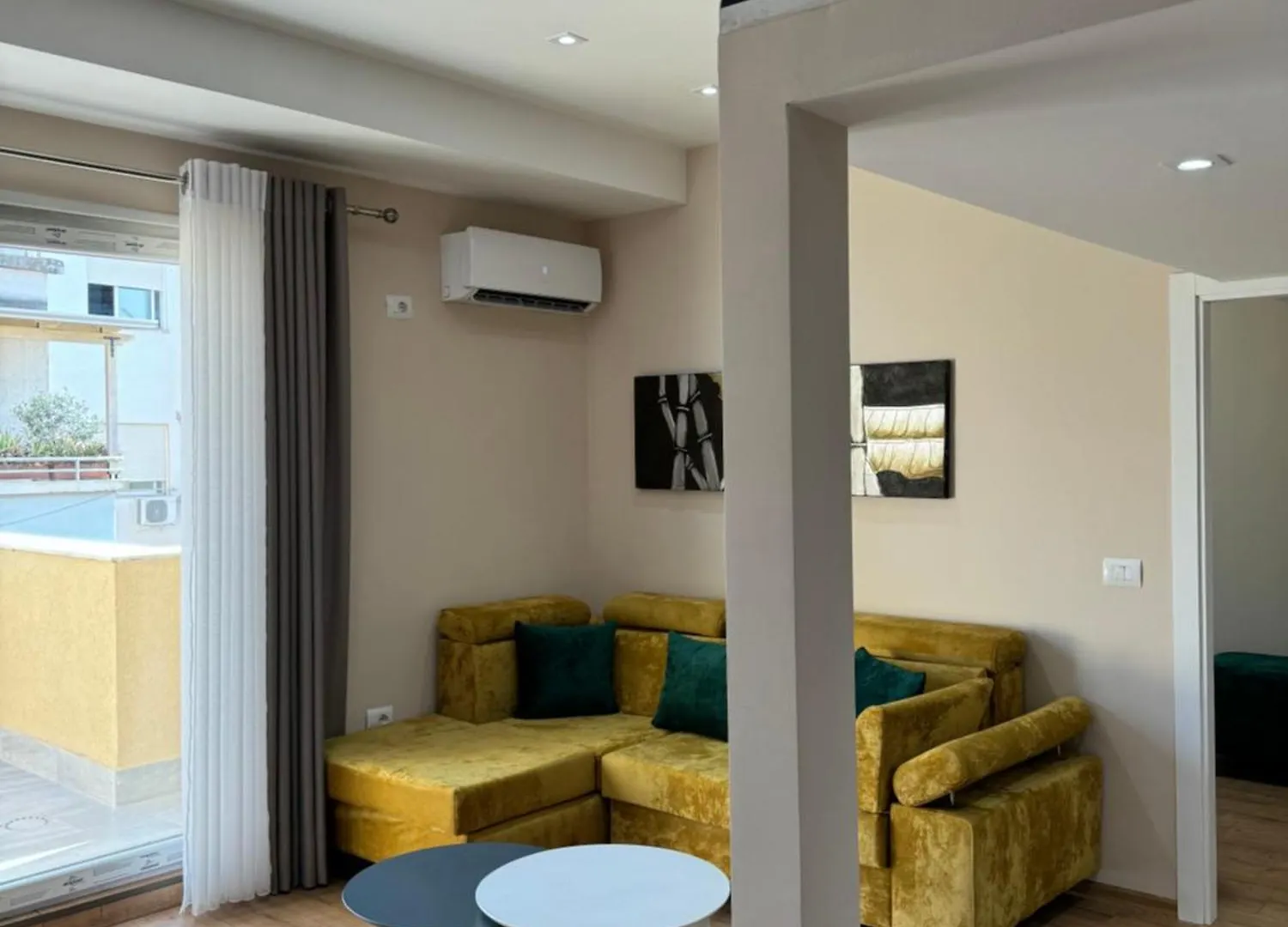 Haris Apartments Tirana 0*,