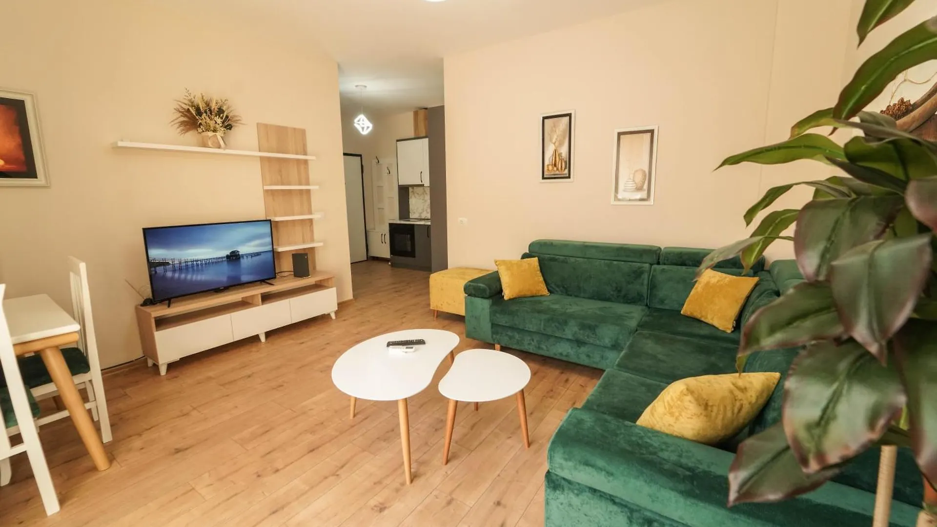 Haris Apartments Tirana