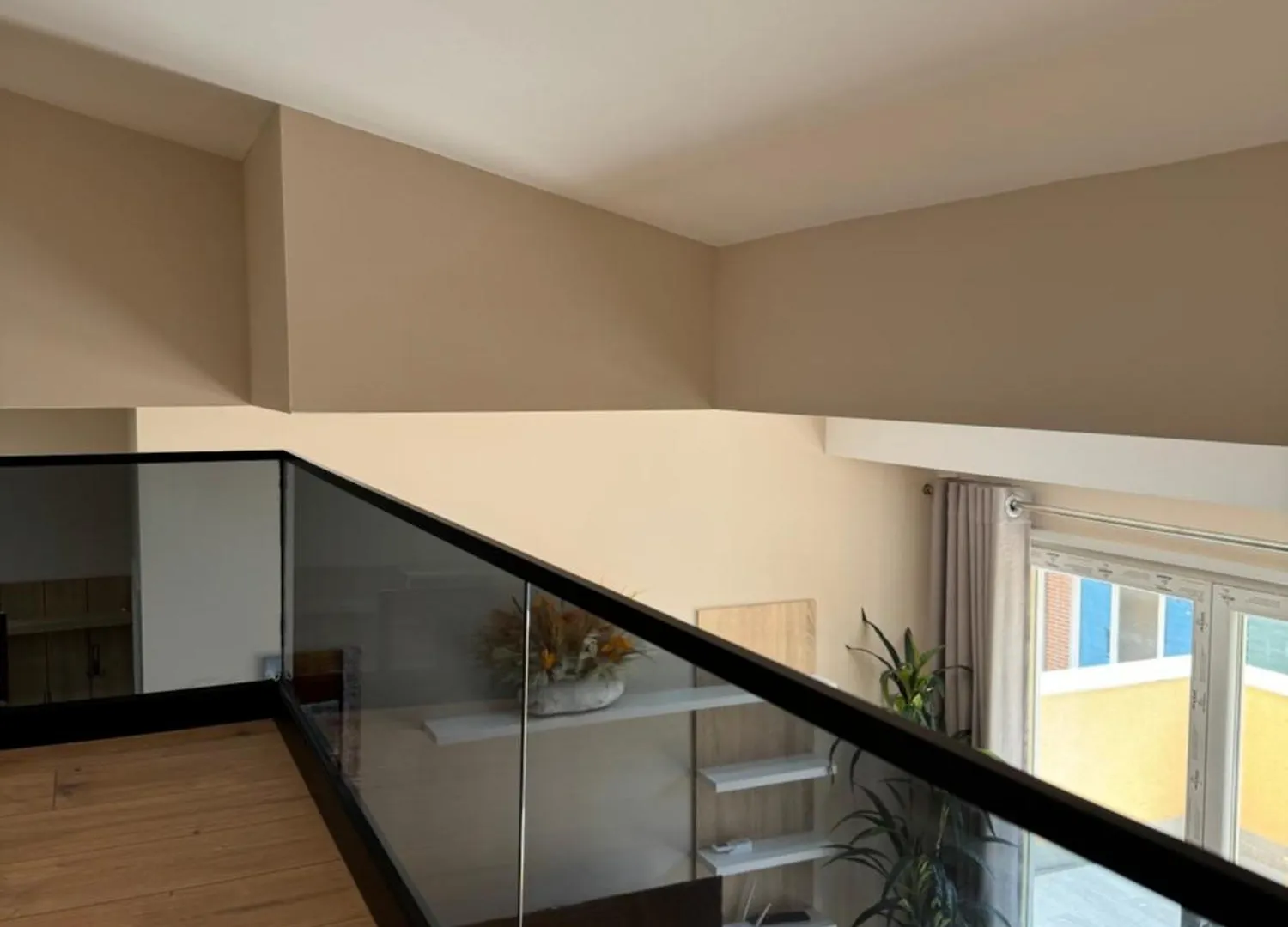 Haris Apartments Tirana 0*,  Albania