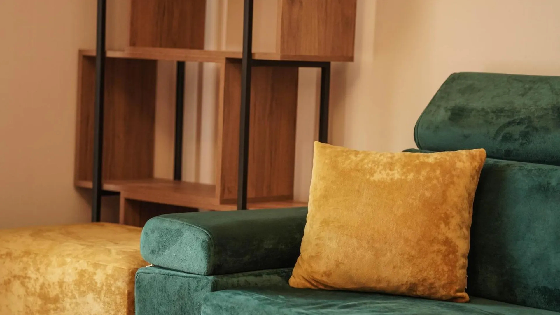 Haris Apartments Tirana