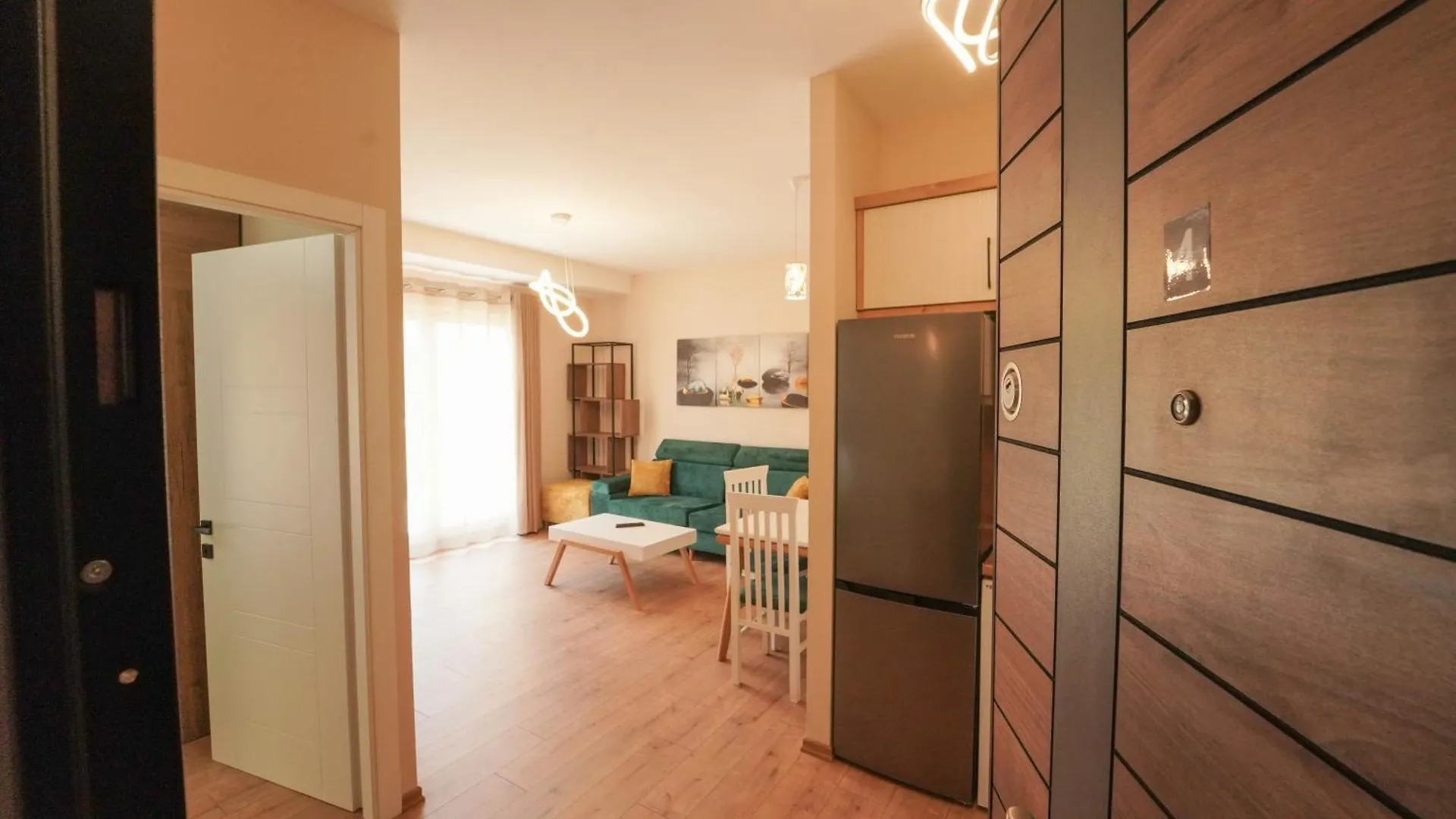 Haris Apartments Tirana