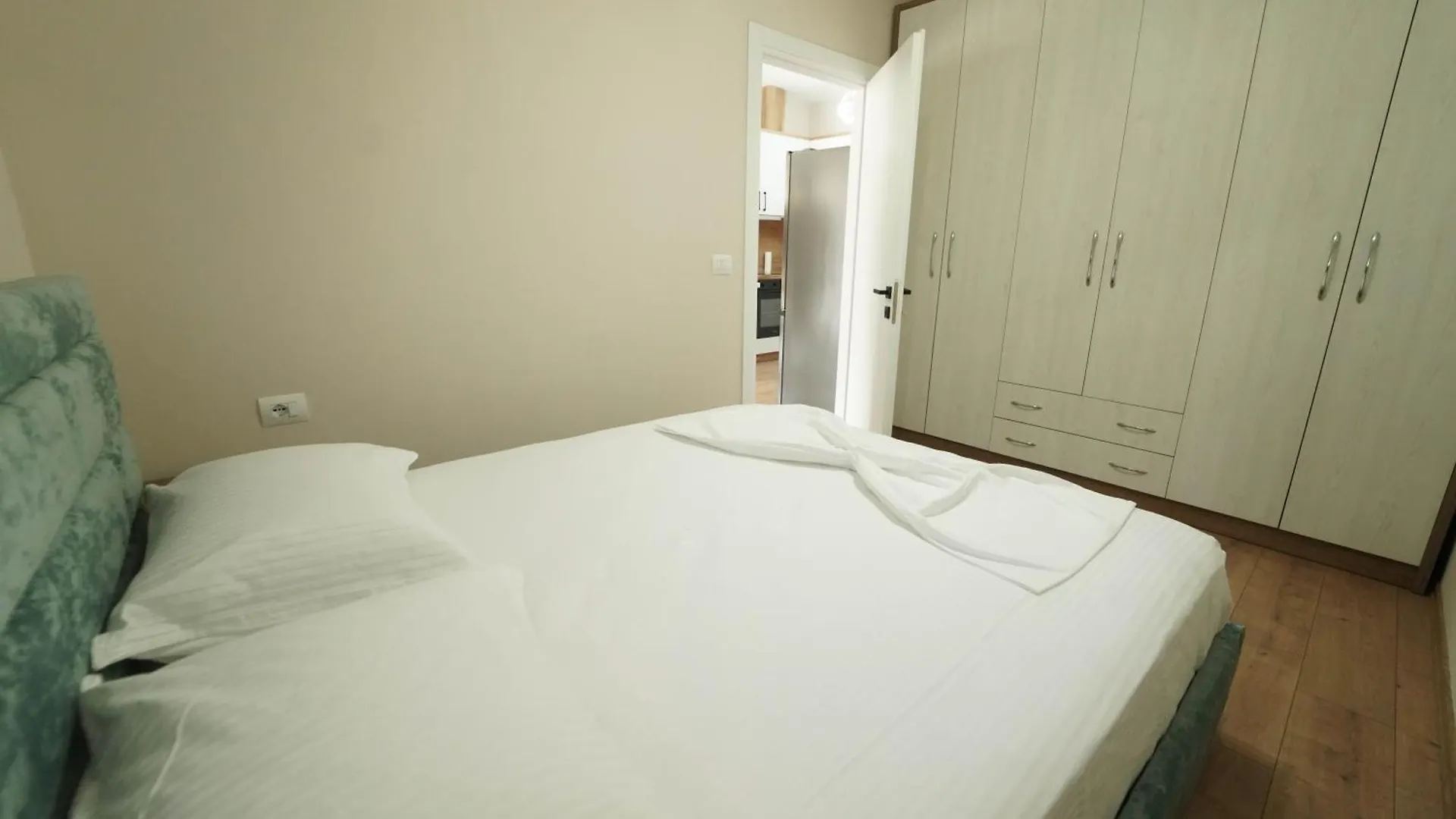 Haris Apartments Tirana