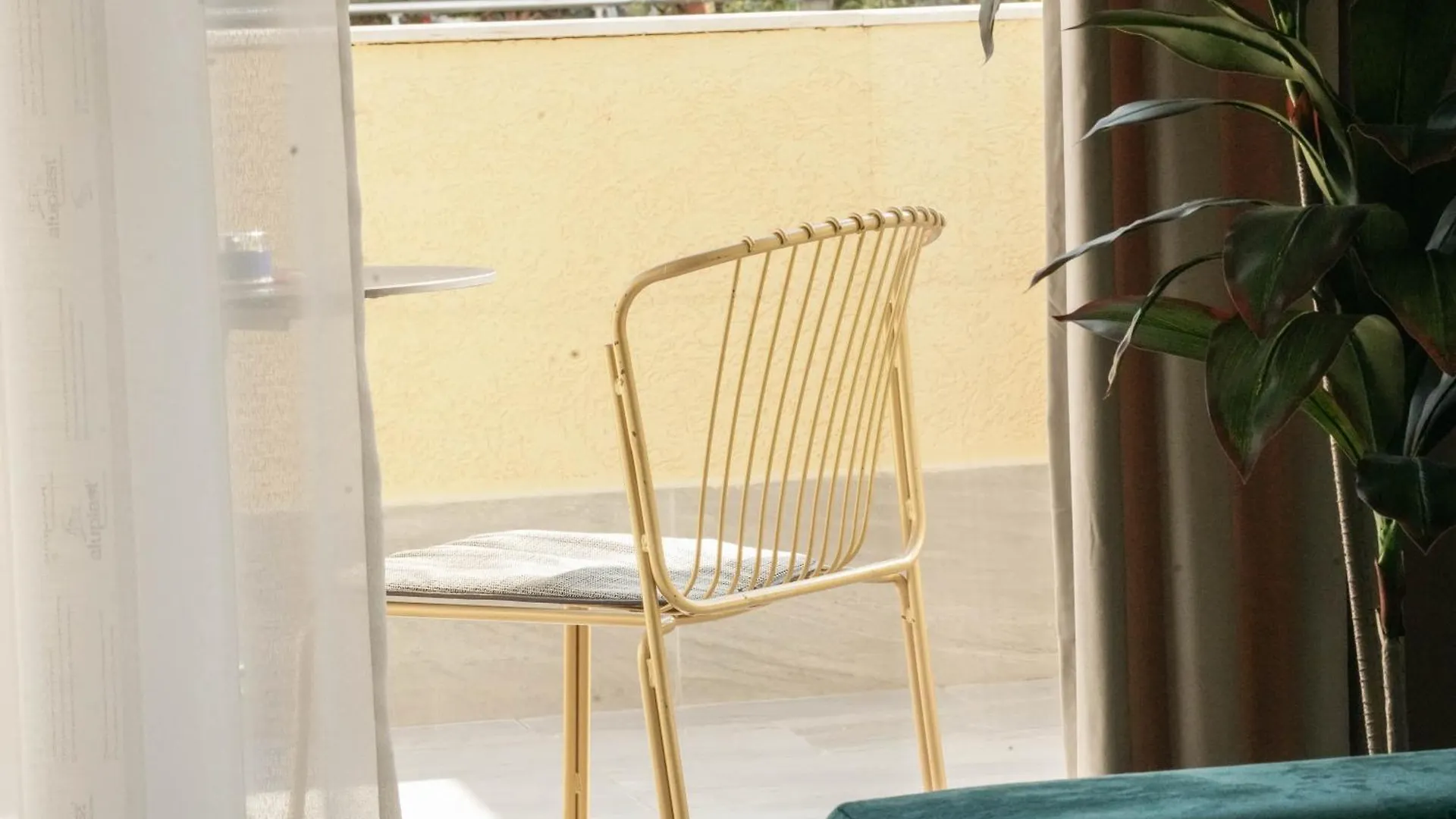 Haris Apartments Tirana
